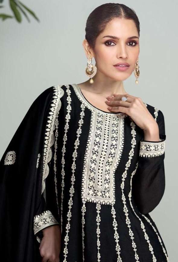 Design No - 3001 Colours By MEHBBOB TEX